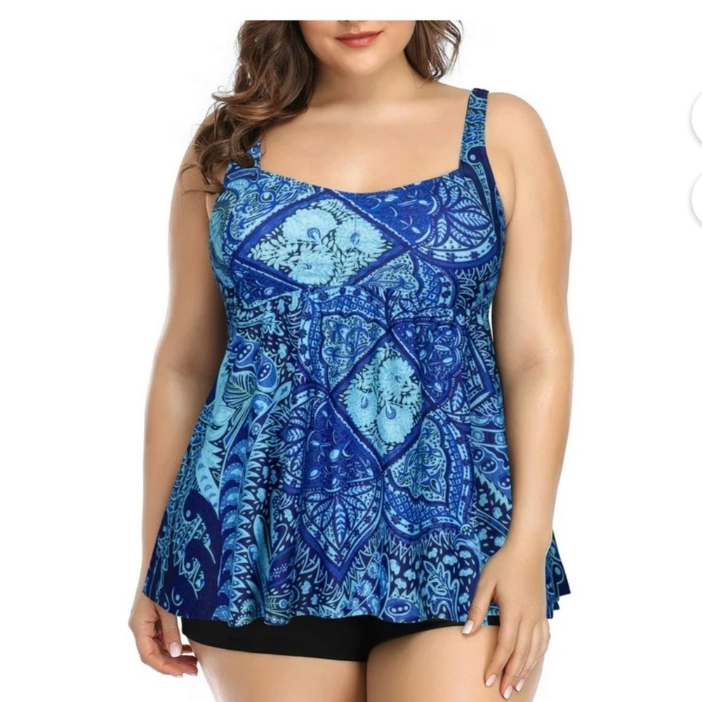 Plus Size Tankini Swimsuit Tummy Control Two Piece with Shorts NWT